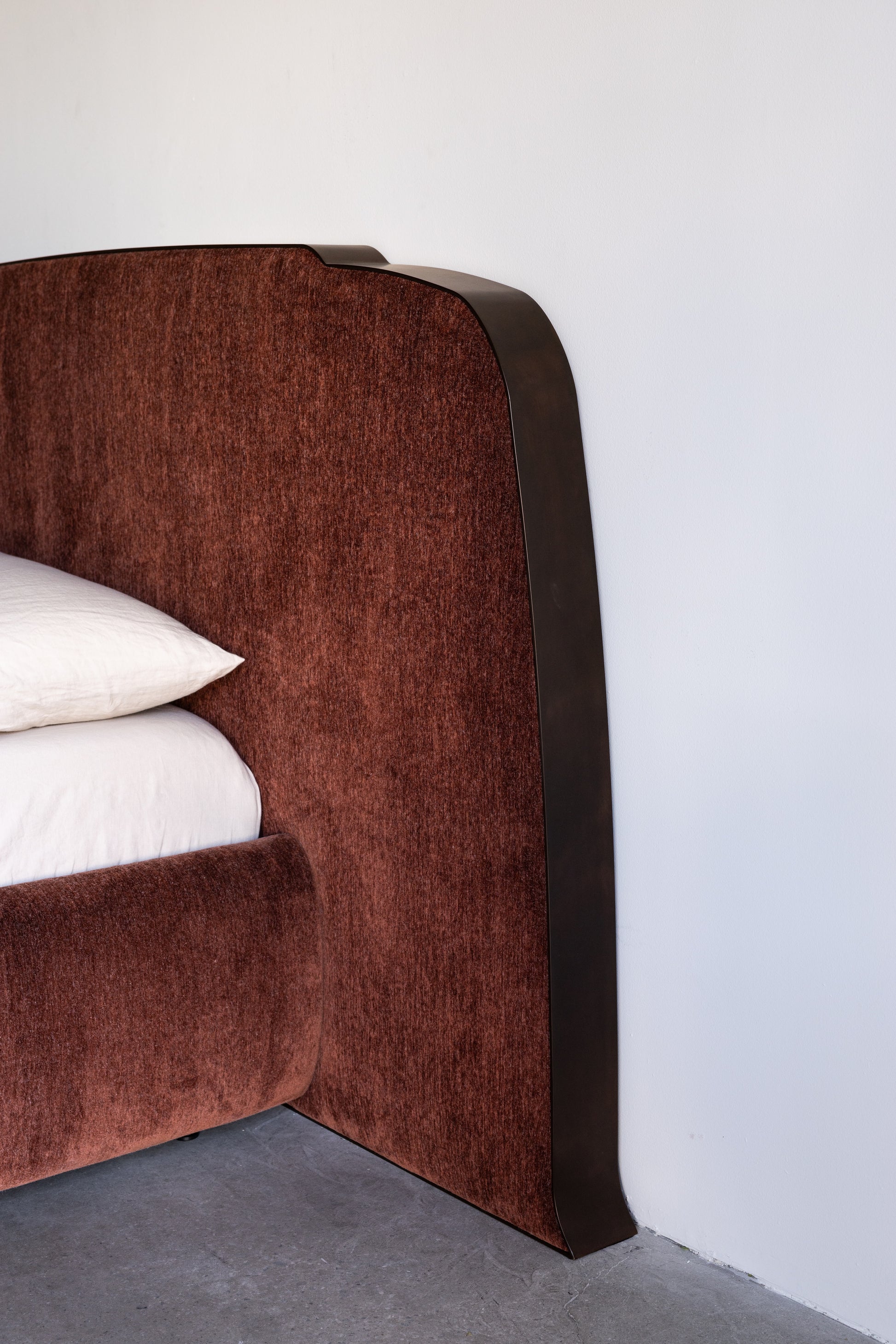 alt_text::Rollins Bed- shot of left side||color::Spice||show_in_gallery::true||position::first
