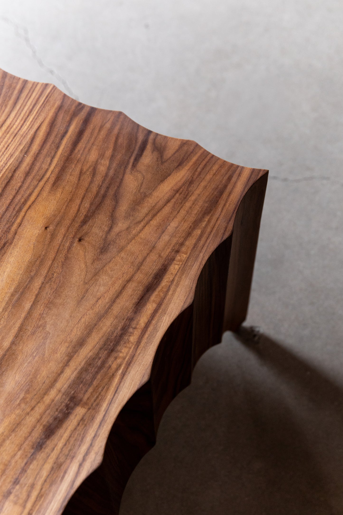 alt_text::Carter sofa - shot of left side||color::Walnut||show_in_gallery::true||position::first