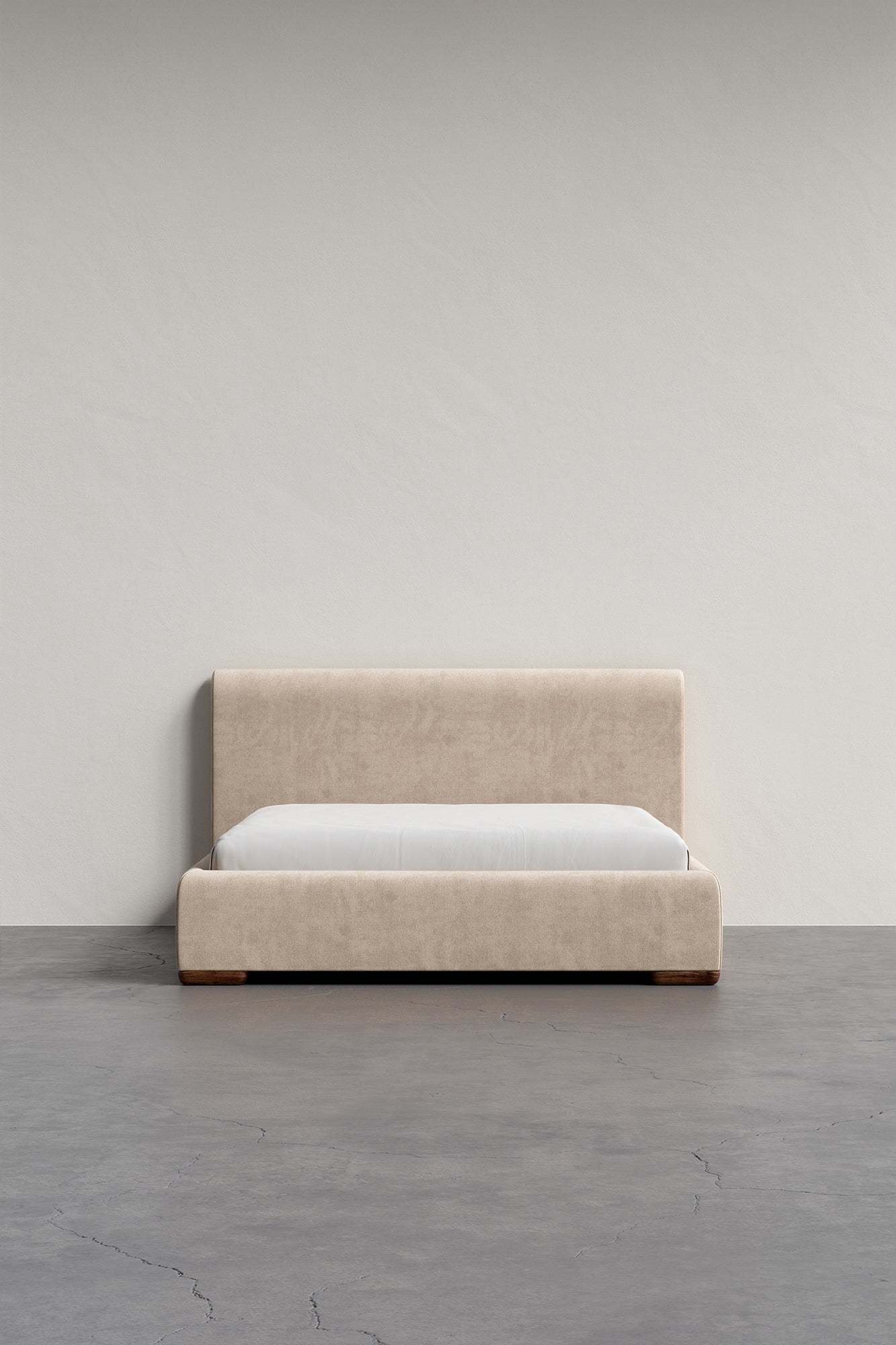 alt_text::Carter sofa - shot of left side||color::Buff||show_in_gallery::true||position::first